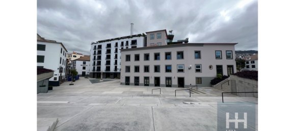 2 bedrooms Penthouse in Funchal, Portugal No. 142219 4