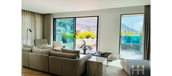 2 bedrooms Penthouse in Funchal, Portugal No. 142219 12