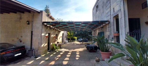 13 rooms Villa in Scorrano, Italy No. 153073 12