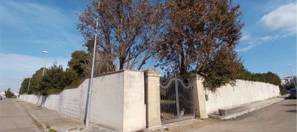 13 rooms Villa in Scorrano, Italy No. 153073 3