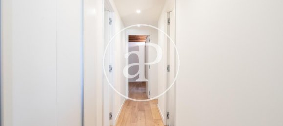 Ático de 2 dormitorios en Eixample, Spain No. 127794 18