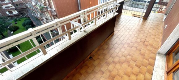 5 bedrooms Apartment in Milan, Italy No. 362682 31