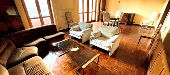 5 bedrooms Apartment in Milan, Italy No. 362682 17