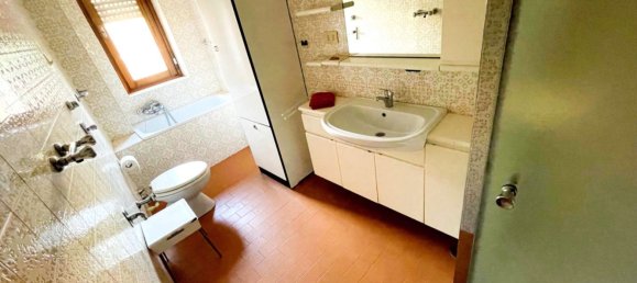 5 bedrooms Apartment in Milan, Italy No. 362682 41