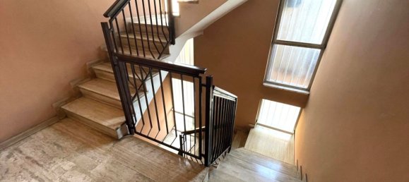 5 bedrooms Apartment in Milan, Italy No. 362682 14