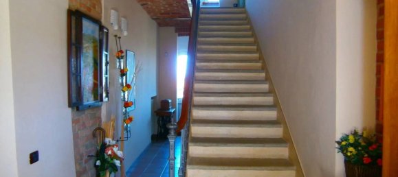 21 bedroom Villa in Cisterna d'Asti, Italy No. 343204 13