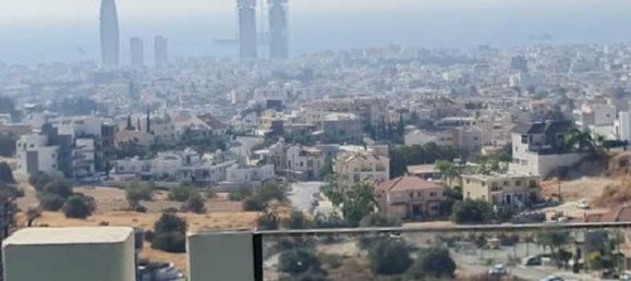 5 bedrooms House in Agios Athanasios, Cyprus No. 15040 3