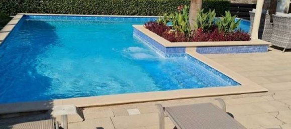 5 bedrooms House in Agios Athanasios, Cyprus No. 15040 4