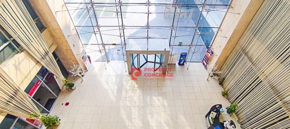 750m² Office in Dubai Investment Park, UAE No. 42562 2