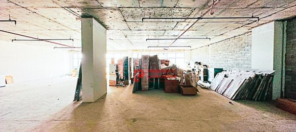 750m² Office in Dubai Investment Park, UAE No. 42562 6