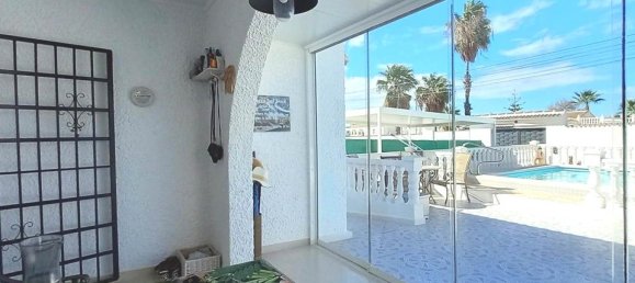 3 bedrooms House in Torrevieja, Spain No. 188280 11