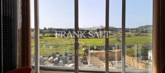 3 bedrooms Apartment in Mosta, Malta No. 11379 5