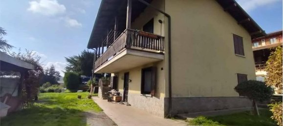 10 rooms Villa in Almè, Italy No. 32581 2