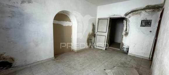 324m² Building in Abrantes, Portugal No. 190418 23