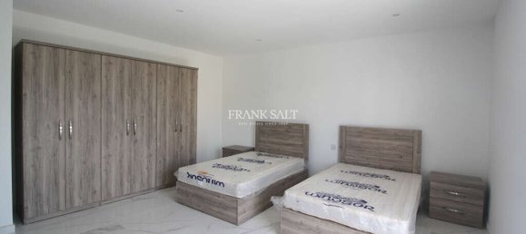 3 Schlafzimmer Wohnung in Zebbug, Malta, Nr. 9613 2