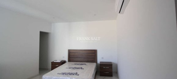 3 Schlafzimmer Wohnung in Zebbug, Malta, Nr. 9613 4