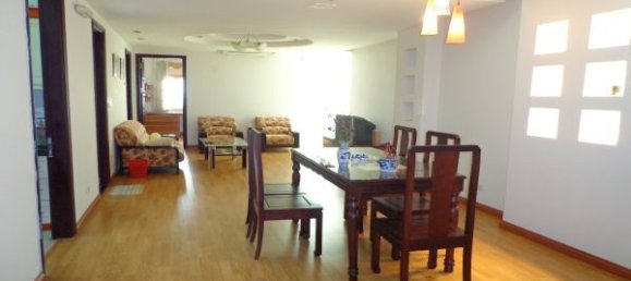 3 bedrooms Apartment in Tay Ho, Vietnam No. 6049 2