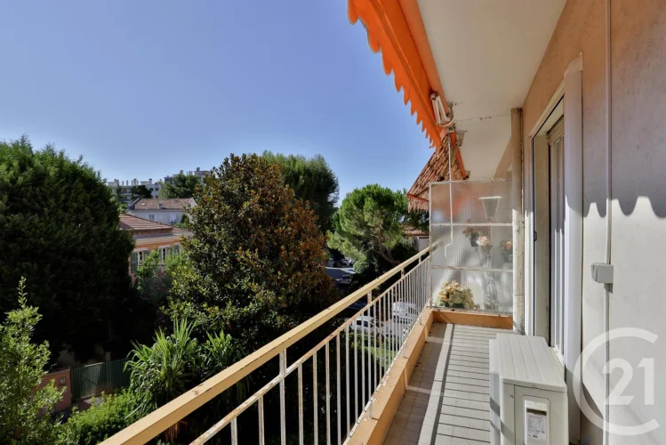 2 chambres Appartement à Nice, France No. 327864