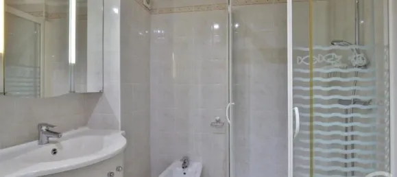 2 chambres Appartement à Nice, France No. 327864 6