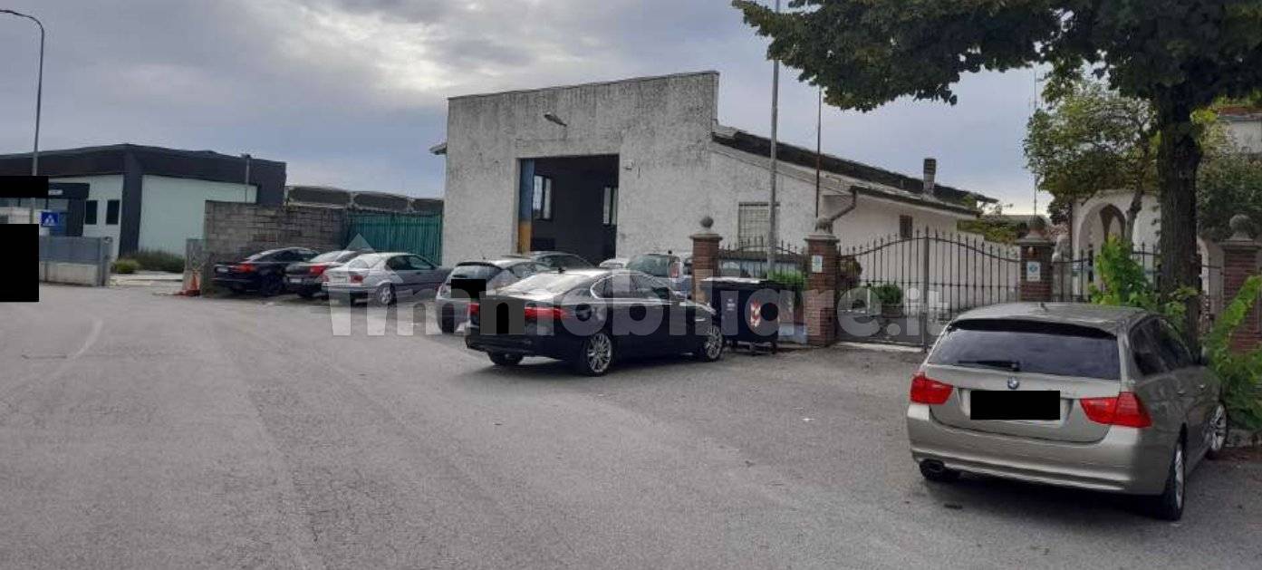 1 room Warehouse in Bonemerse, Italy No. 285570