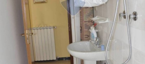 4 bedrooms House in Vittoria, Italy No. 273003 12