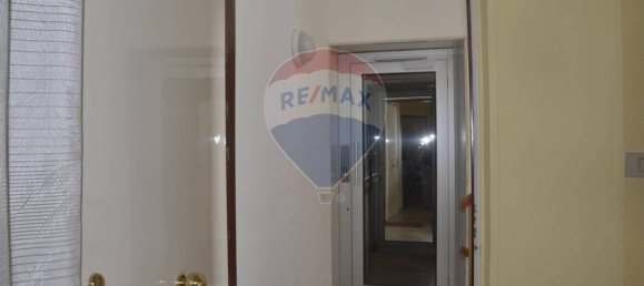 4 bedrooms House in Vittoria, Italy No. 273003 7