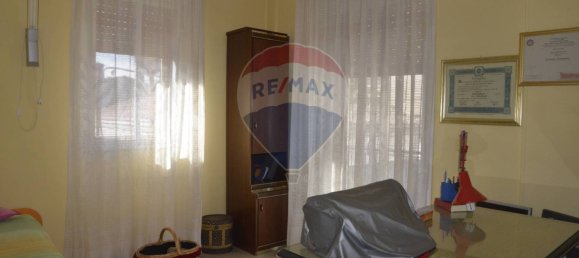 4 bedrooms House in Vittoria, Italy No. 273003 14