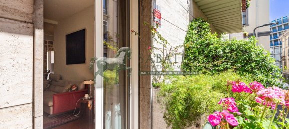 2 bedrooms Apartment in Milan, Italy No. 291805 9