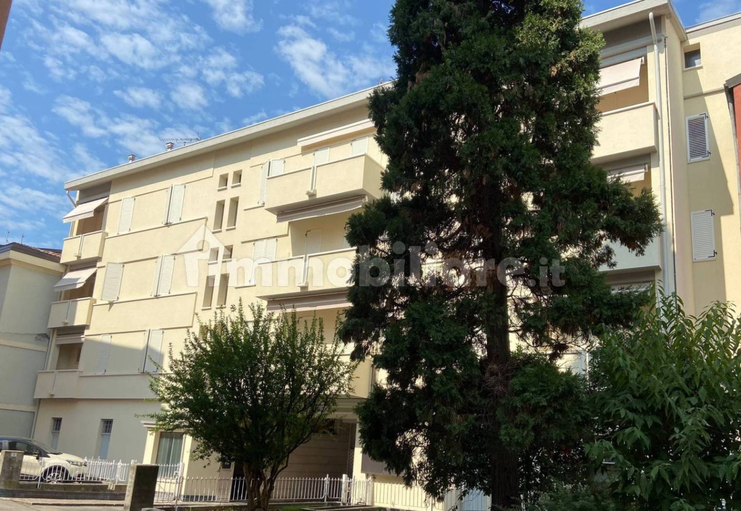 3 bedrooms Apartment in Sassuolo, Italy No. 301311