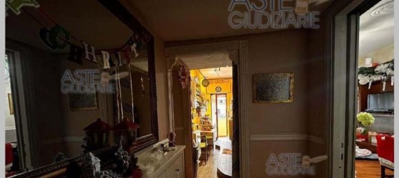 4 bedrooms Apartment in Rome, Italy No. 335495 32