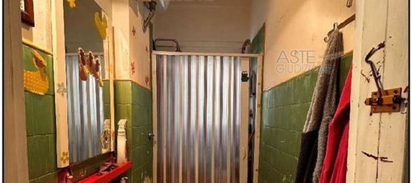 4 bedrooms Apartment in Rome, Italy No. 335495 19