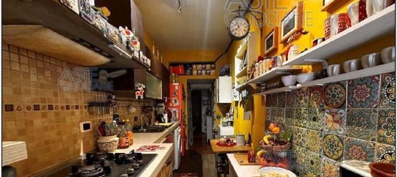 4 bedrooms Apartment in Rome, Italy No. 335495 20