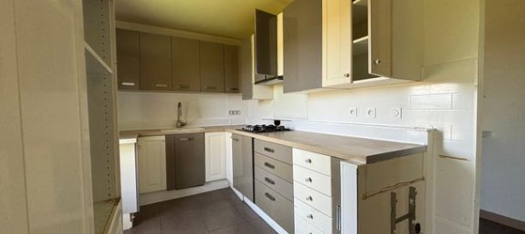 Квартира с 3 спальнями в Ольне-су-Буа, Франция № 354682 4