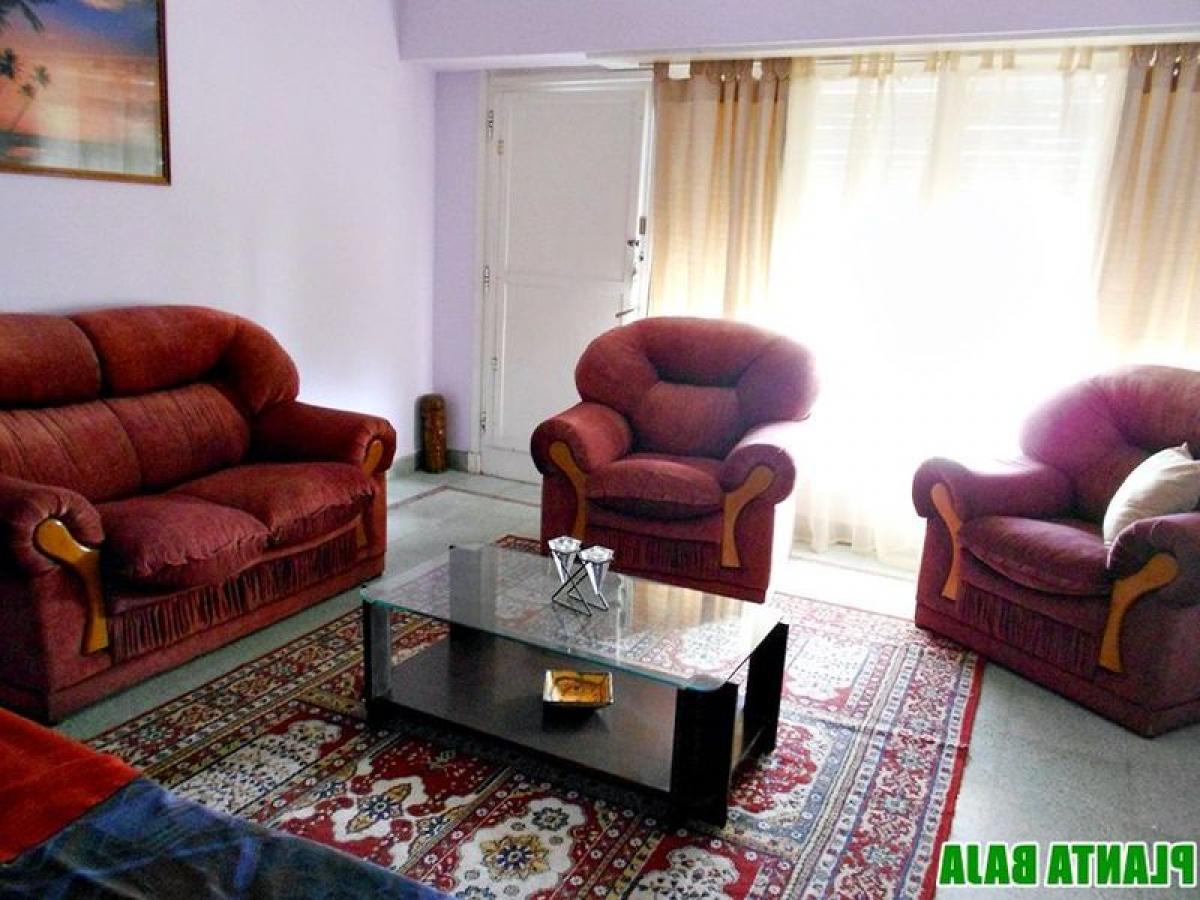 4 bedrooms House in Mar del Plata, Argentina No. 76025