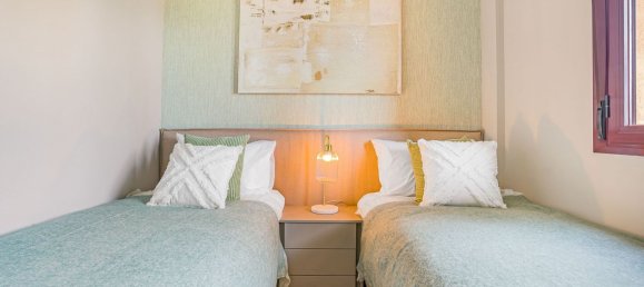 3 Schlafzimmer Penthouse in Estepona, Spain, Nr. 134655 10