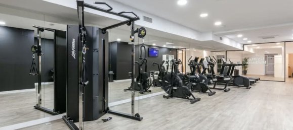 3 Schlafzimmer Penthouse in Estepona, Spain, Nr. 134655 24