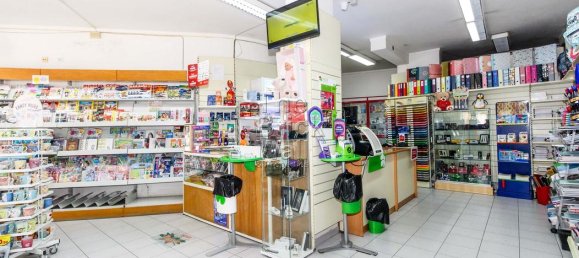 Gewerbliche Immobilie in Loures, Portugal 95m², Nr. 71170 5