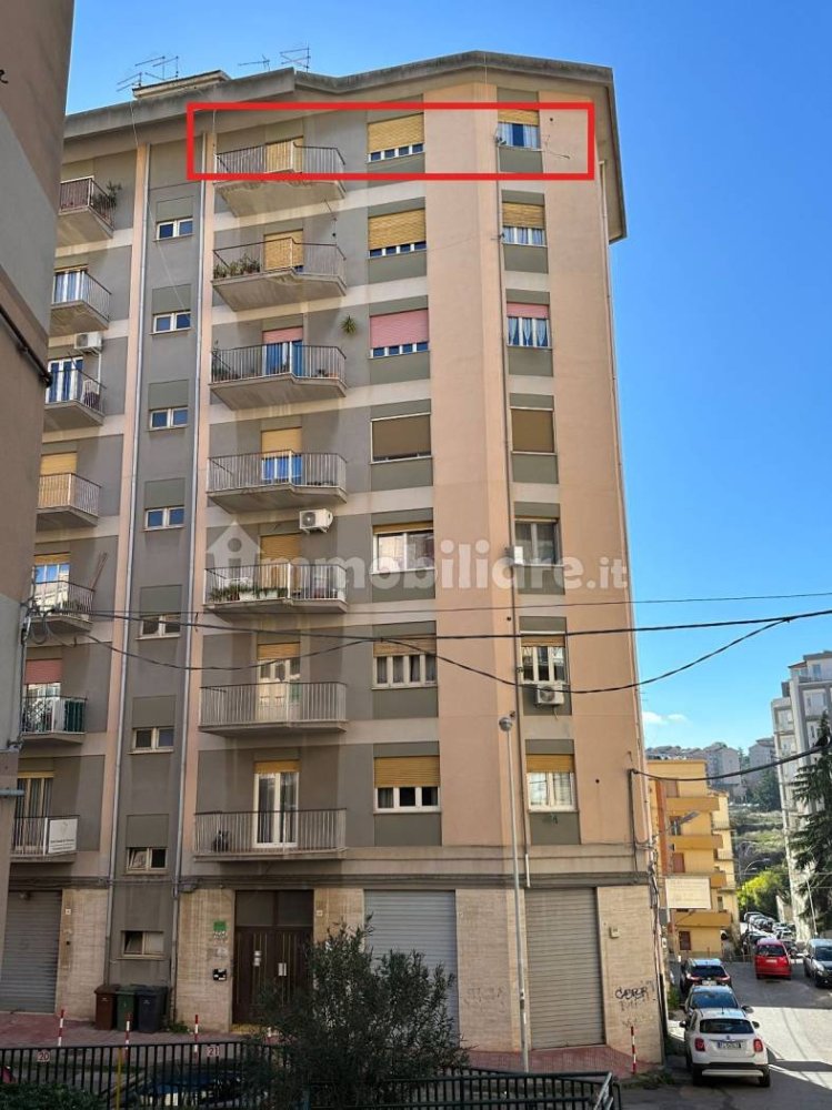 3 bedrooms Apartment in Caltanissetta, Italy No. 251336