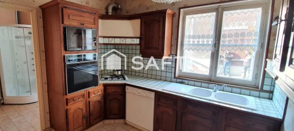 Гараж 129м² в Сен-Кантен, Франция № 268170 8