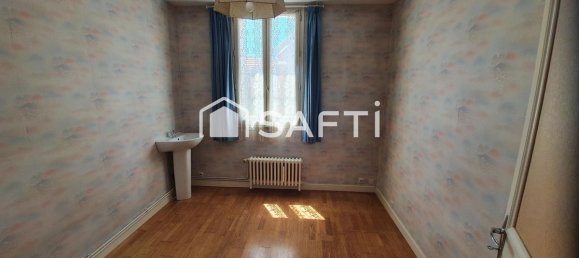 Гараж 129м² в Сен-Кантен, Франция № 268170 9