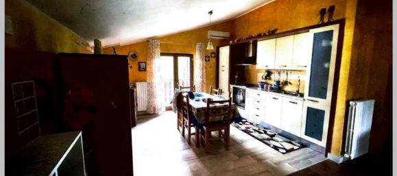 4 bedrooms Apartment in Roccabascerana, Italy No. 377961 8