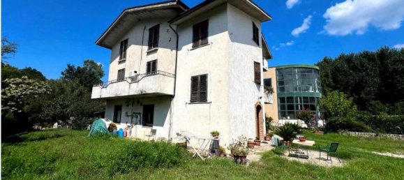 4 bedrooms Apartment in Roccabascerana, Italy No. 377961 3