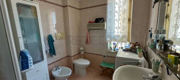 5 bedrooms House in Udine, Italy No. 374846 18