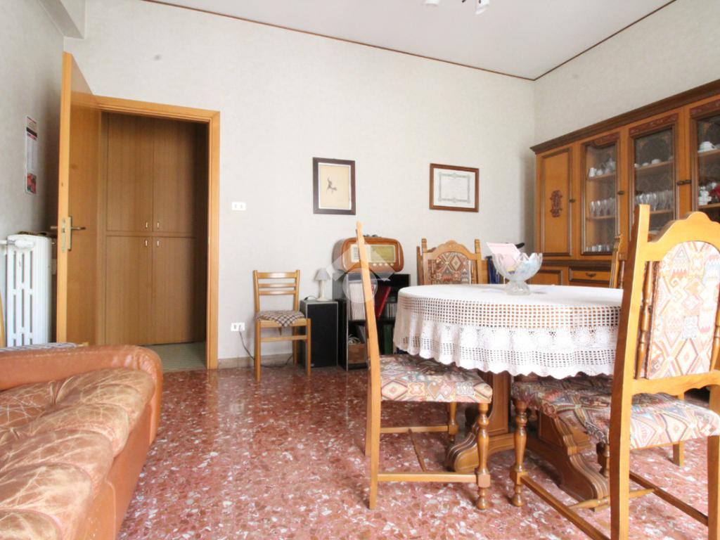 2 غرف نوم شقة في Campobasso, Italy رقم 145750