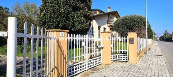 5 bedrooms Villa in Borgo Virgilio, Italy No. 353796 4