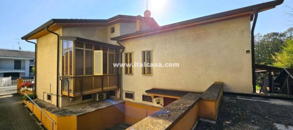 5 bedrooms Villa in Borgo Virgilio, Italy No. 353796 47