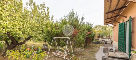 2 rooms Villa in Rome, Italy No. 18399 18