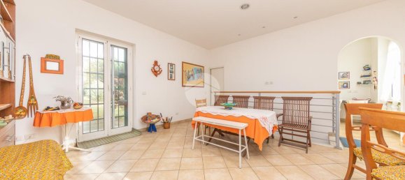 2 rooms Villa in Rome, Italy No. 18399 20