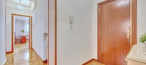 4 Schlafzimmer Wohnung in Chartered Community of Navarre, Spain, Nr. 139660 8