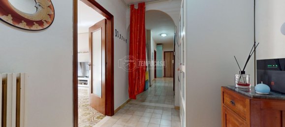 4-salle Appartement à Acquaviva delle Fonti, Italy No. 68214 11